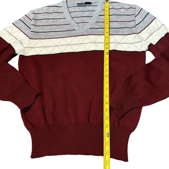 Vintage Andrew St John Long Sleeve V Neck Sweater Striped, Large - Picture 12 of 12